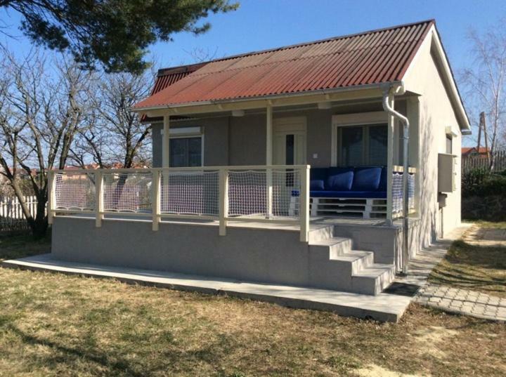 Szegfu Apartmanhaz Villa Balatonfůzfő Eksteriør billede